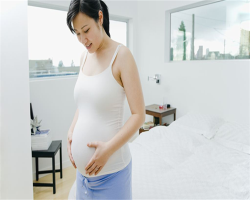 怀双胞胎第一个月症状（多胎妊娠）